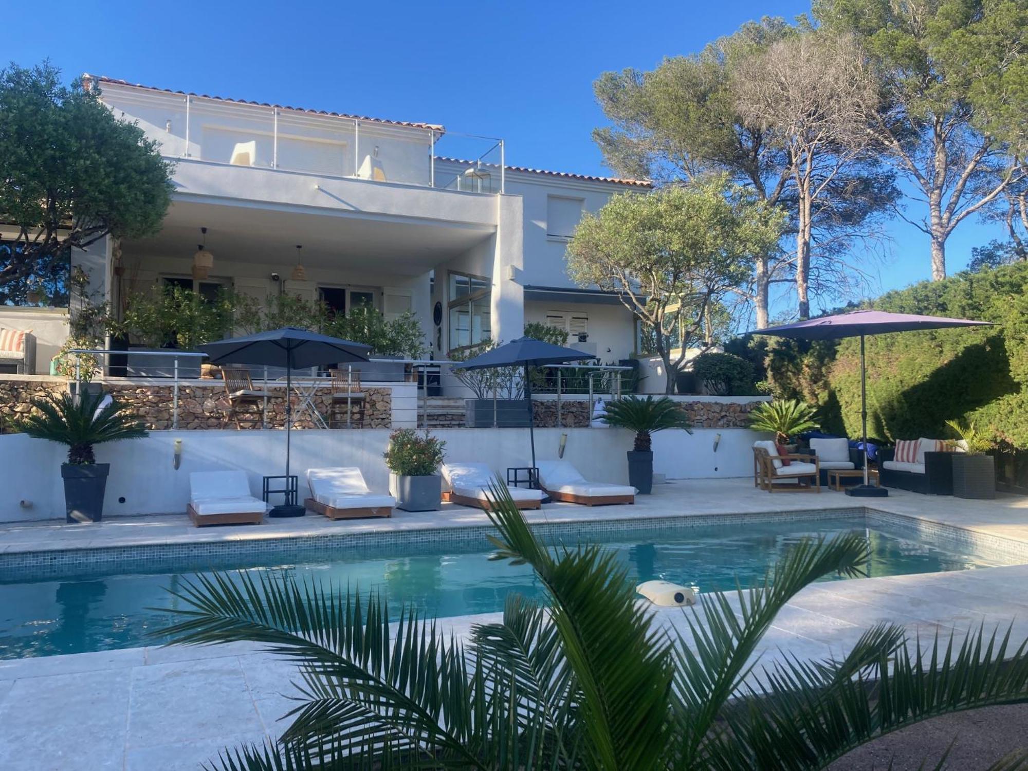 "Les Alizes" Cote Piscine Proche Bord De Mer Saint-Raphael  Exterior photo